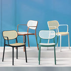 Set di 2 sedie impilabili moderne da interno ed esterno