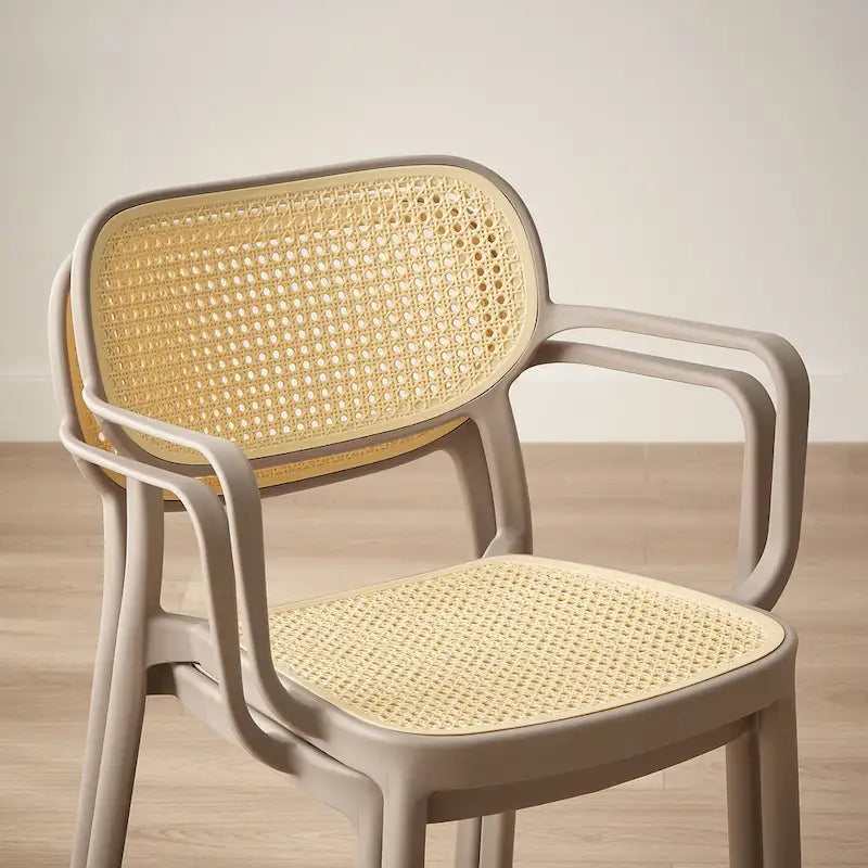 Set di 2 sedie impilabili moderne da interno ed esterno